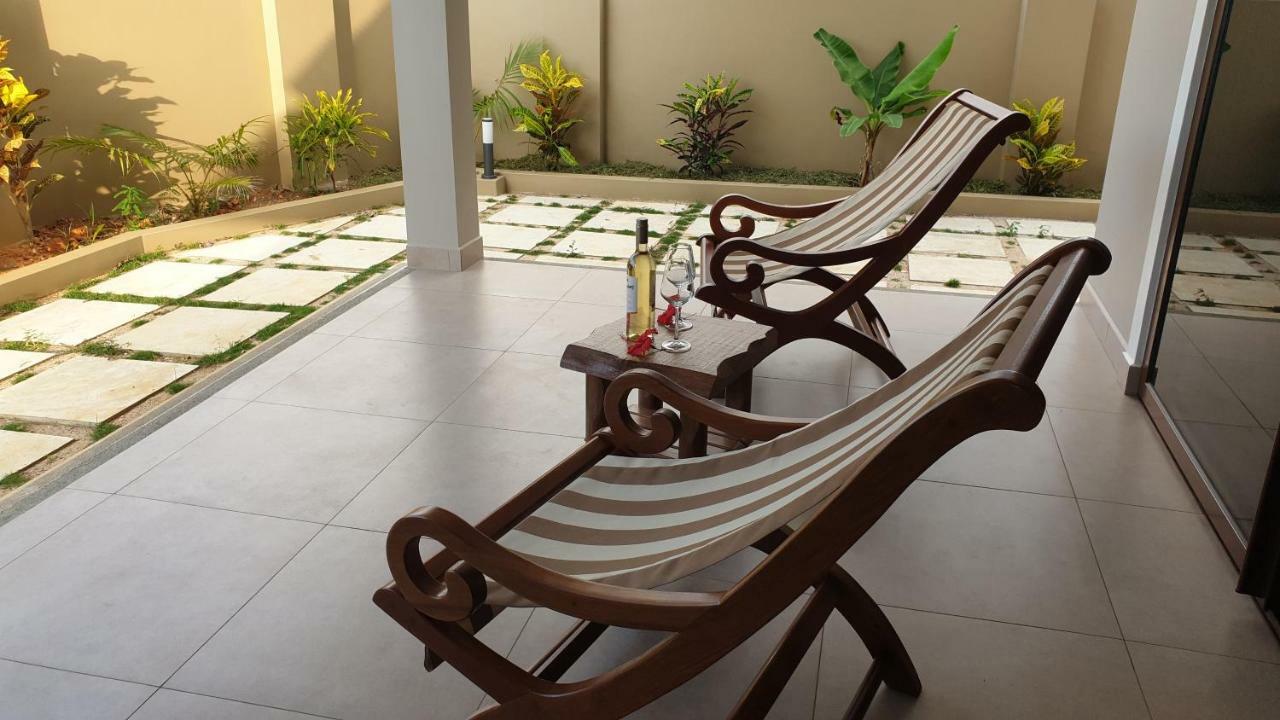 Whispering Palms Apartment Bel Ombre ภายนอก รูปภาพ